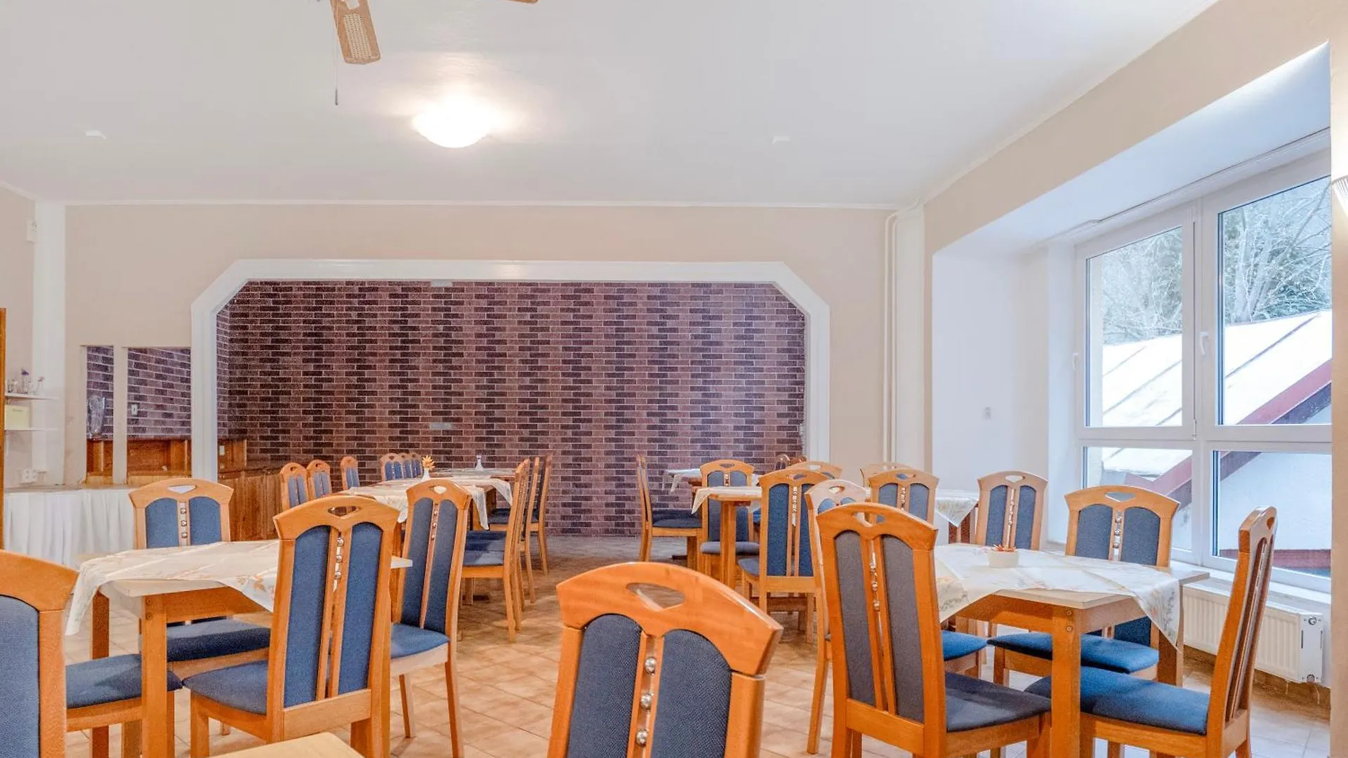 Sport Hotel Gejzirpark Karlsbad 2*,  Tschechische Republik