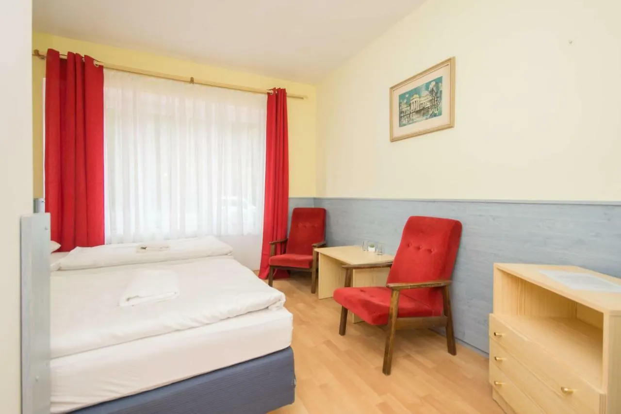 Sport Hotel Gejzirpark Карловы Вары