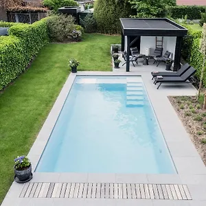 https://guesthouse-max.brusselshotelsbook.com