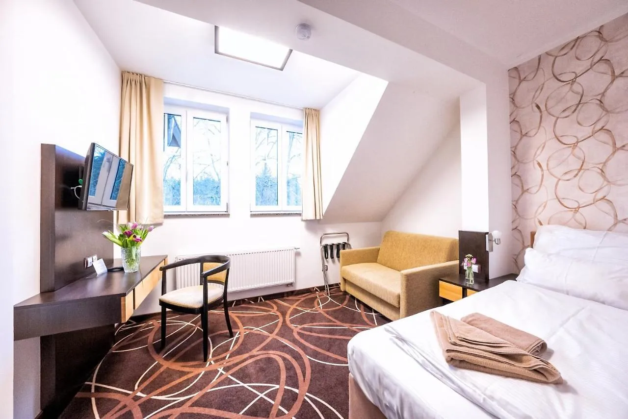 Hotel Hubertus Карловы Вары Гостевой дом