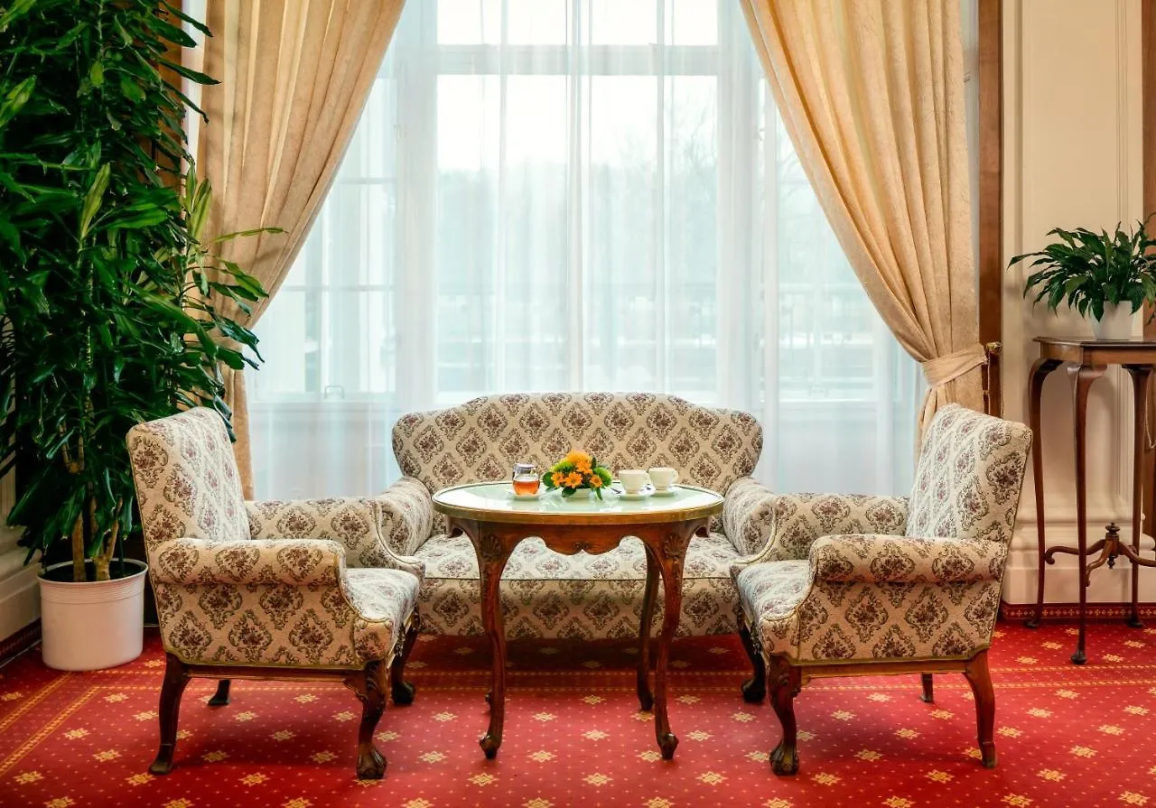 Spa Hotel Imperial Карловы Вары