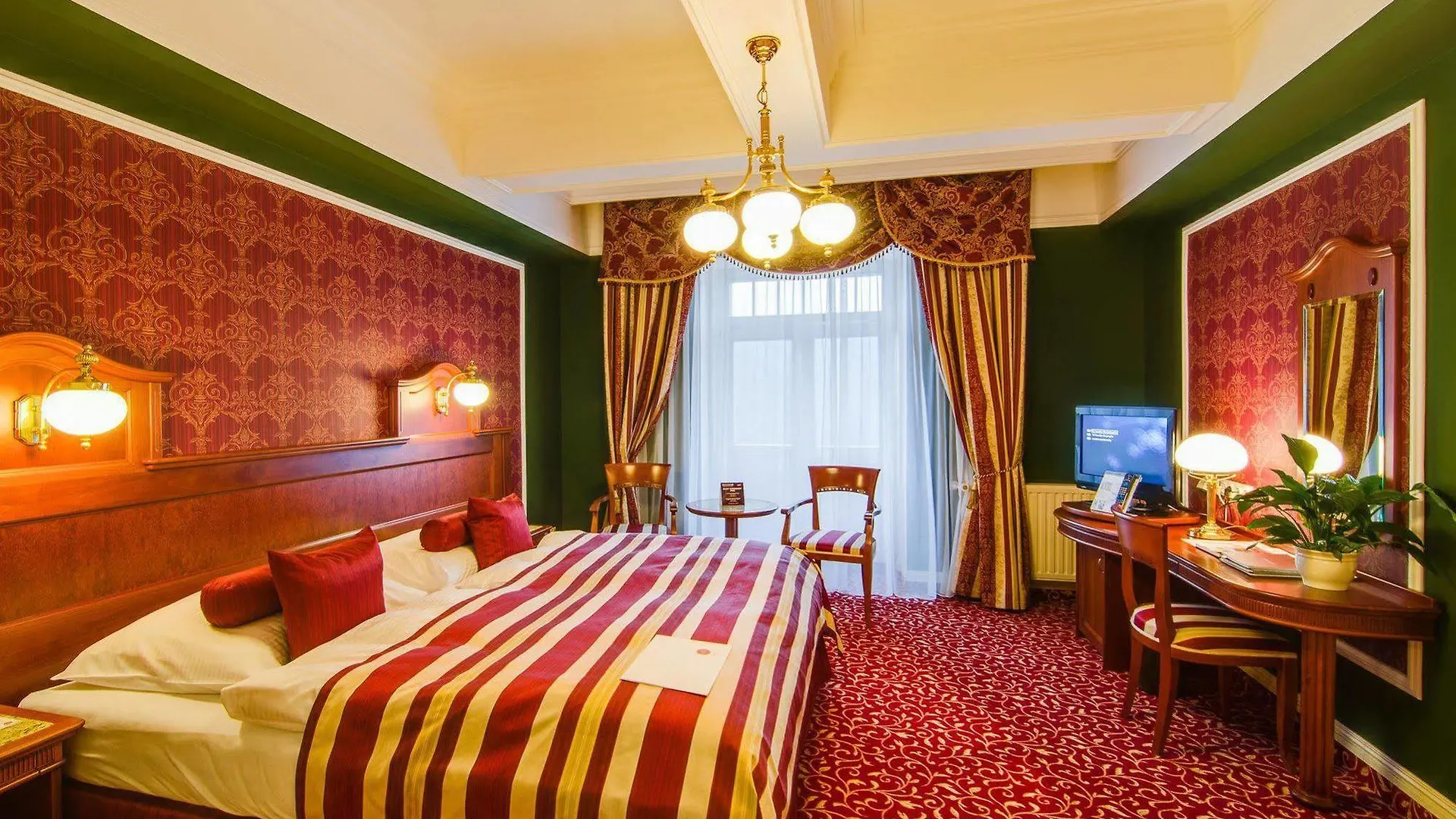Spa Hotel Imperial Карловы Вары 5*,