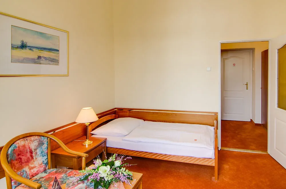 Spa Hotel Imperial Карловы Вары