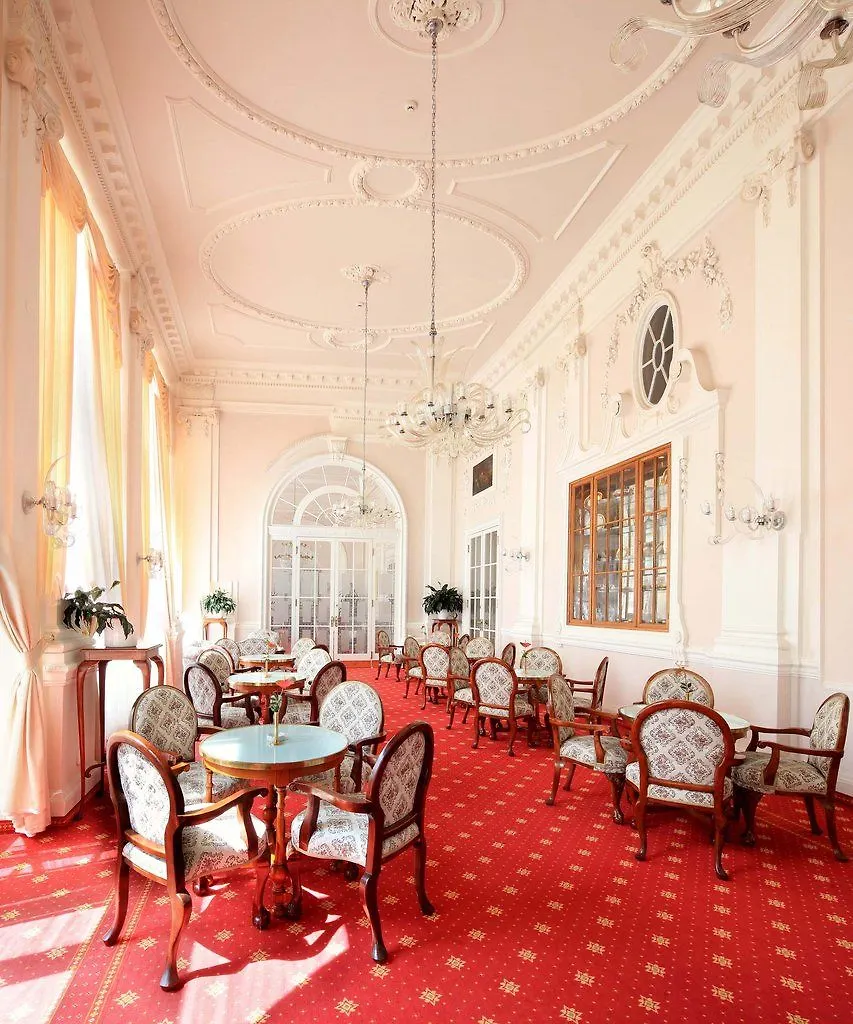 Spa Hotel Imperial Карловы Вары