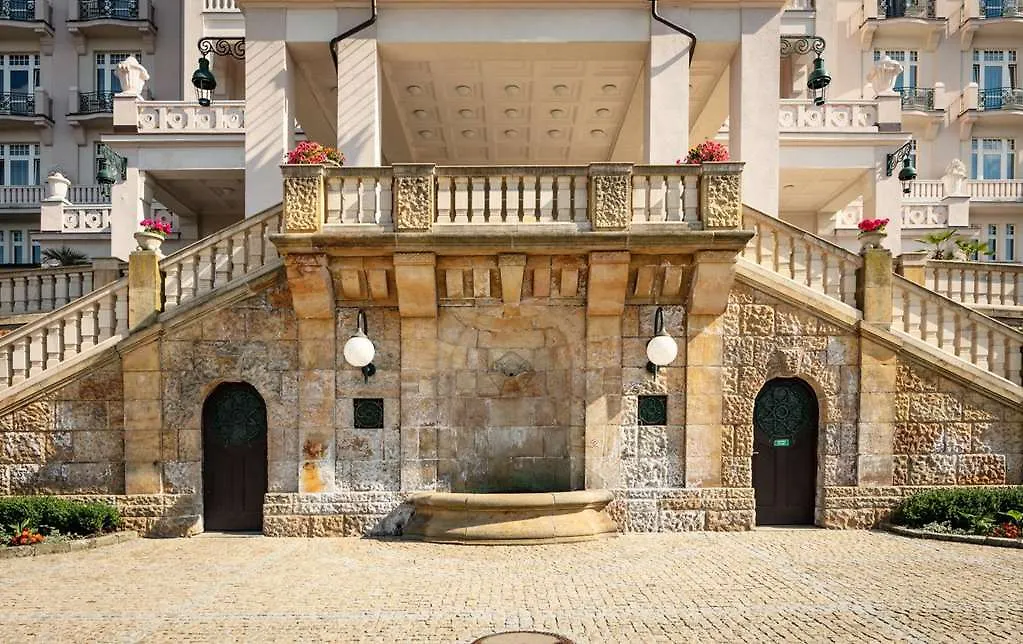 Spa Hotel Imperial Карловы Вары