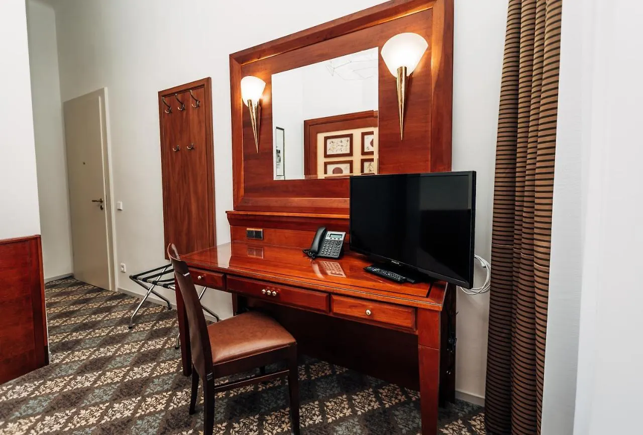 Hotel La Bohemia Karlsbad 4*,