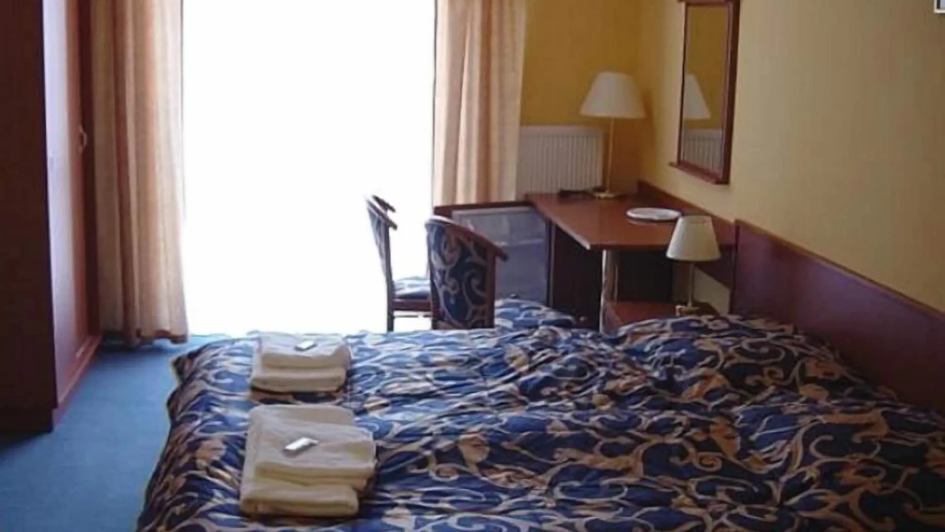 Hotel Modena Карловы Вары
