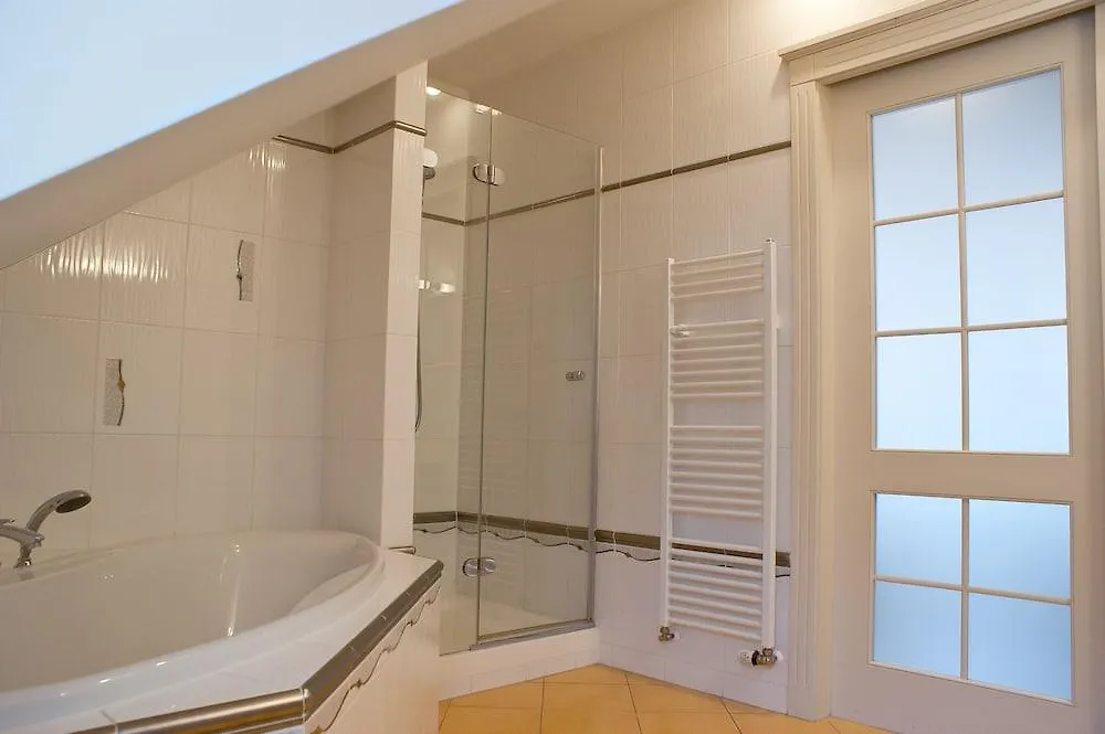 Hotel Ontario Карловы Вары