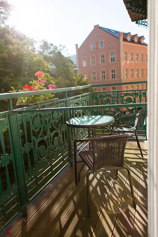 Hotel Ontario Карловы Вары 3*,  Чехия