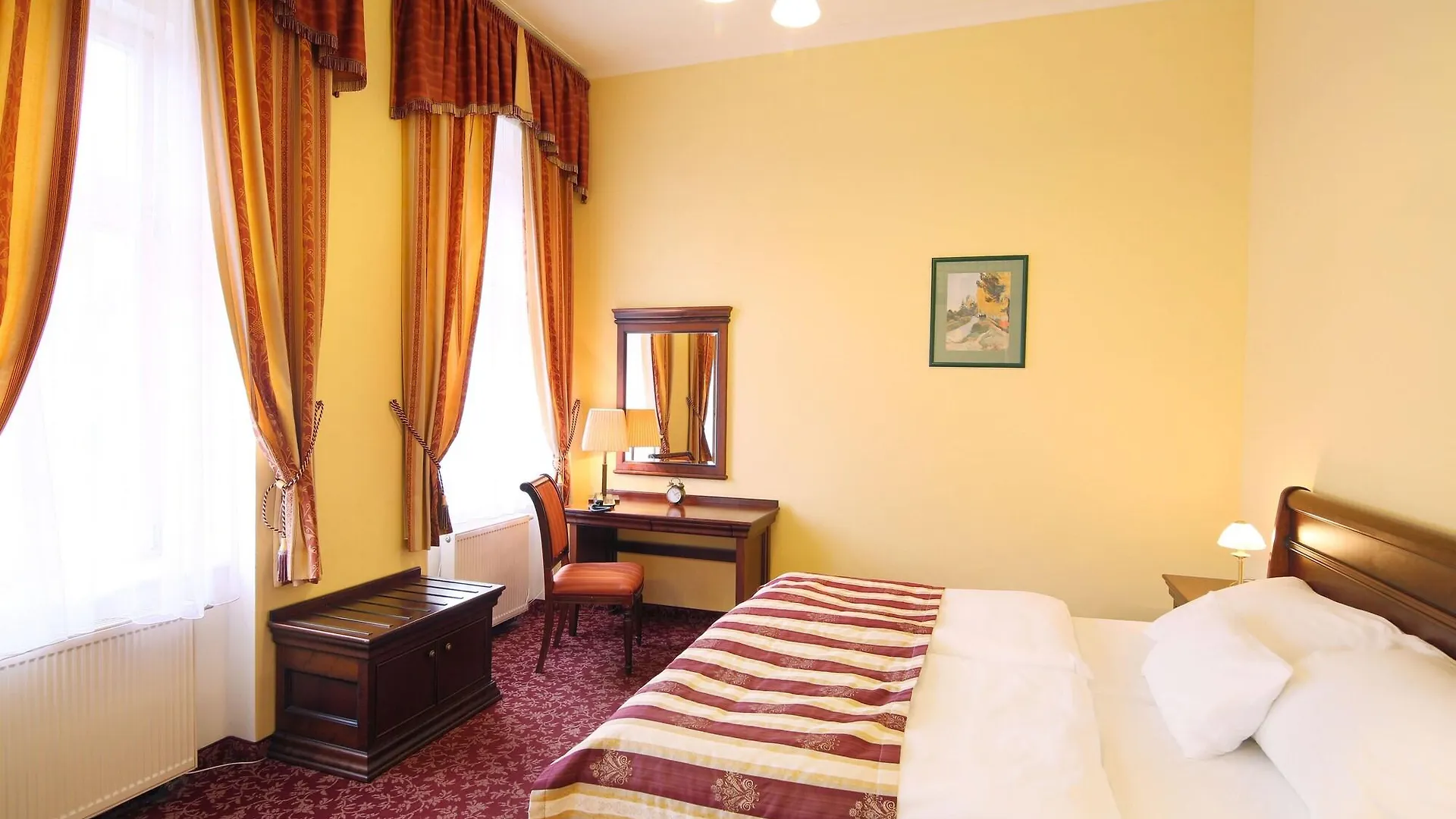 Hotel Ontario Karlowe Wary Czechy