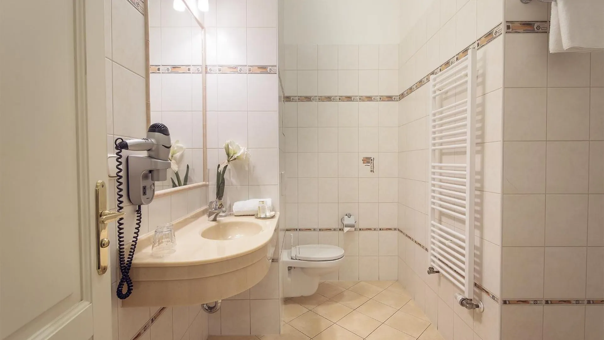 Hotel Ontario Карловы Вары