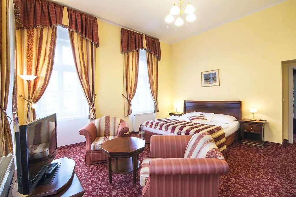 ***  Hotel Ontario Карловы Вары Чехия