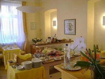 Hotel Palatin Карловы Вары