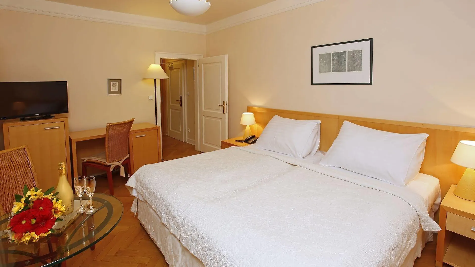 Hotel Palatin Карловы Вары