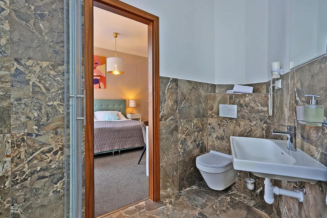 Hotel Pilgrim Karlovy Vary 3*,
