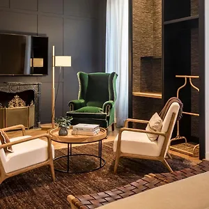 https://hotel-casa-sagnier.topbarcelonahotels.com