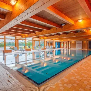 Park Holiday Congress & Wellness 4* Prague