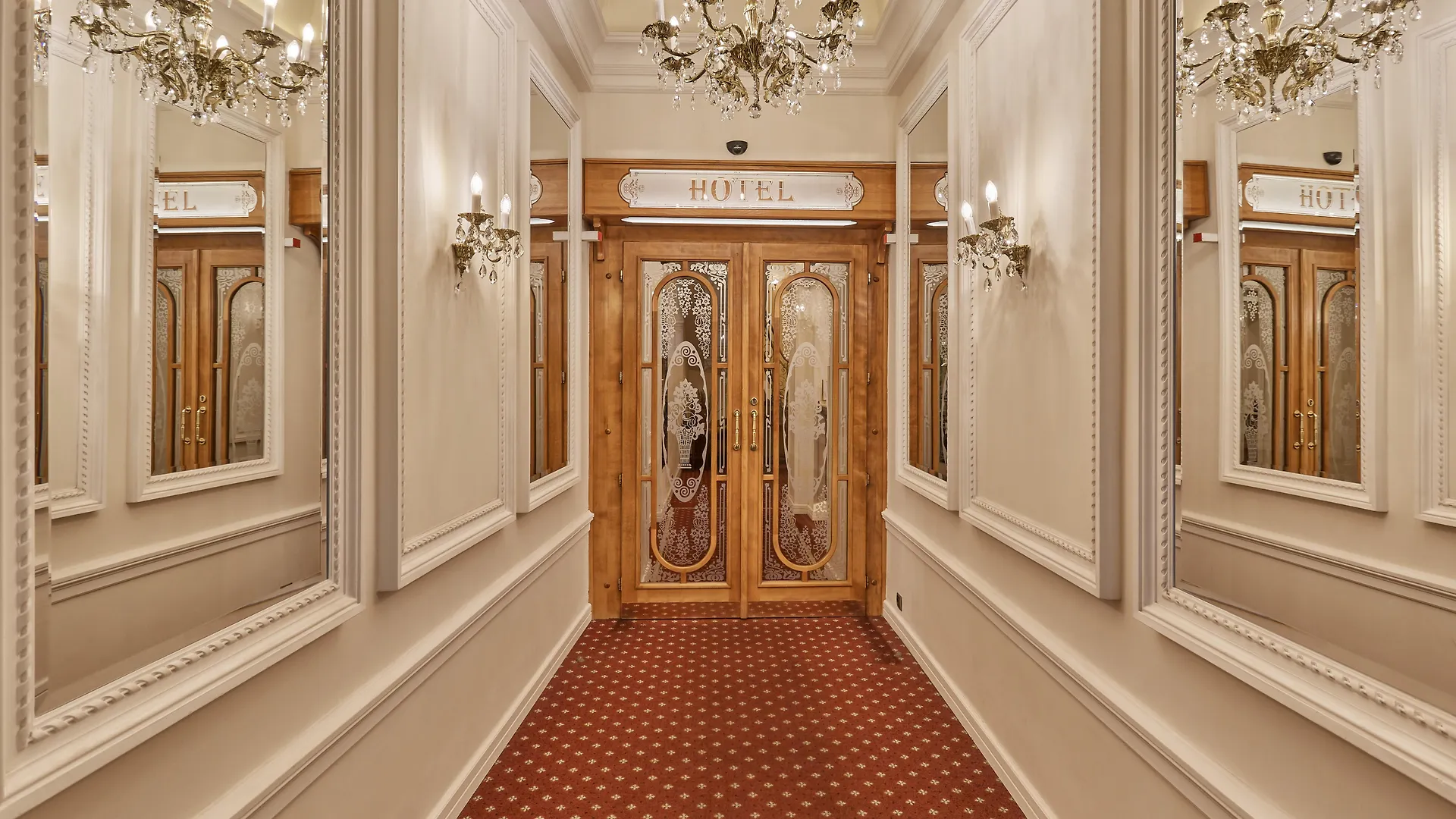 Hotel Romance KLV
