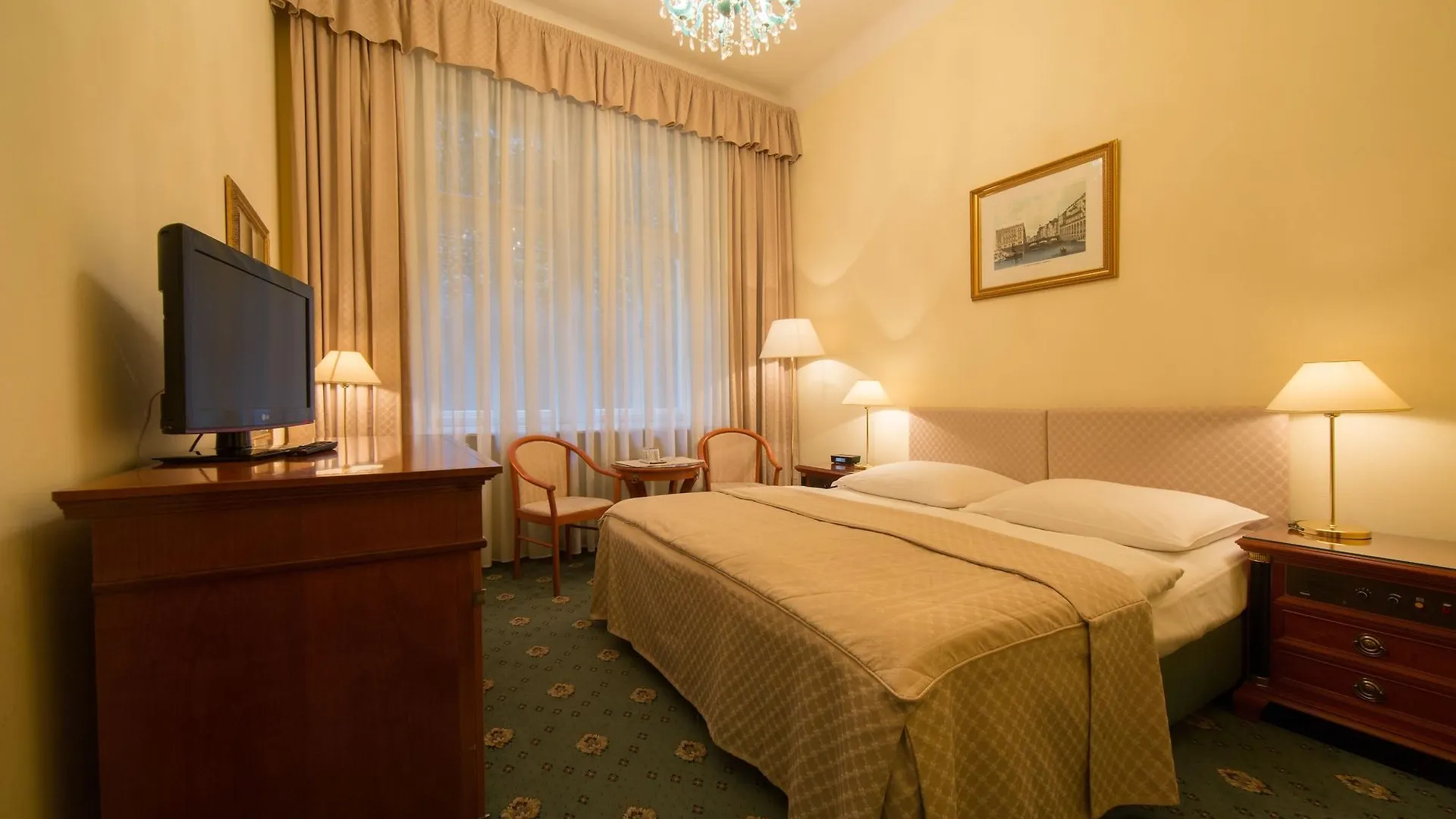 Hotel Romance Карловы Вары