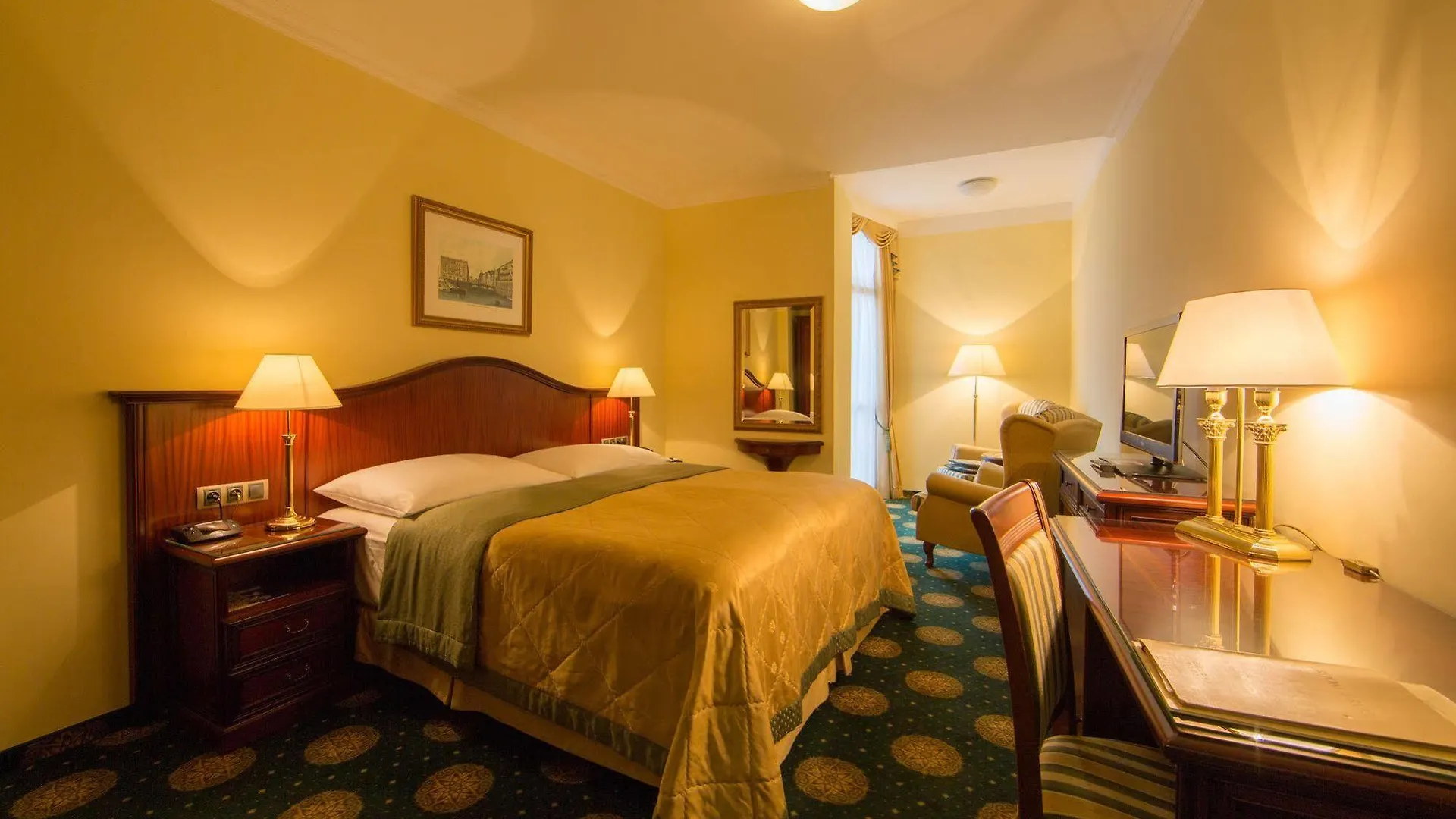 Hotel Romance Karlovy Vary 4*,