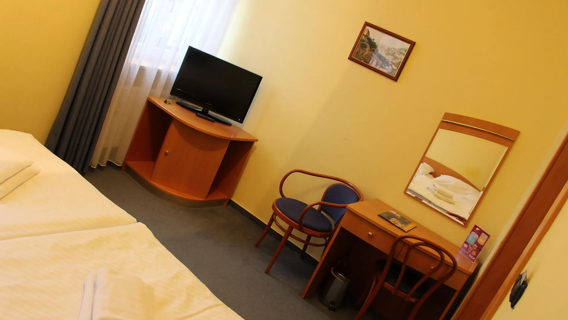Hotel Ruze Karlovy Vary 4*,  Czech Republic