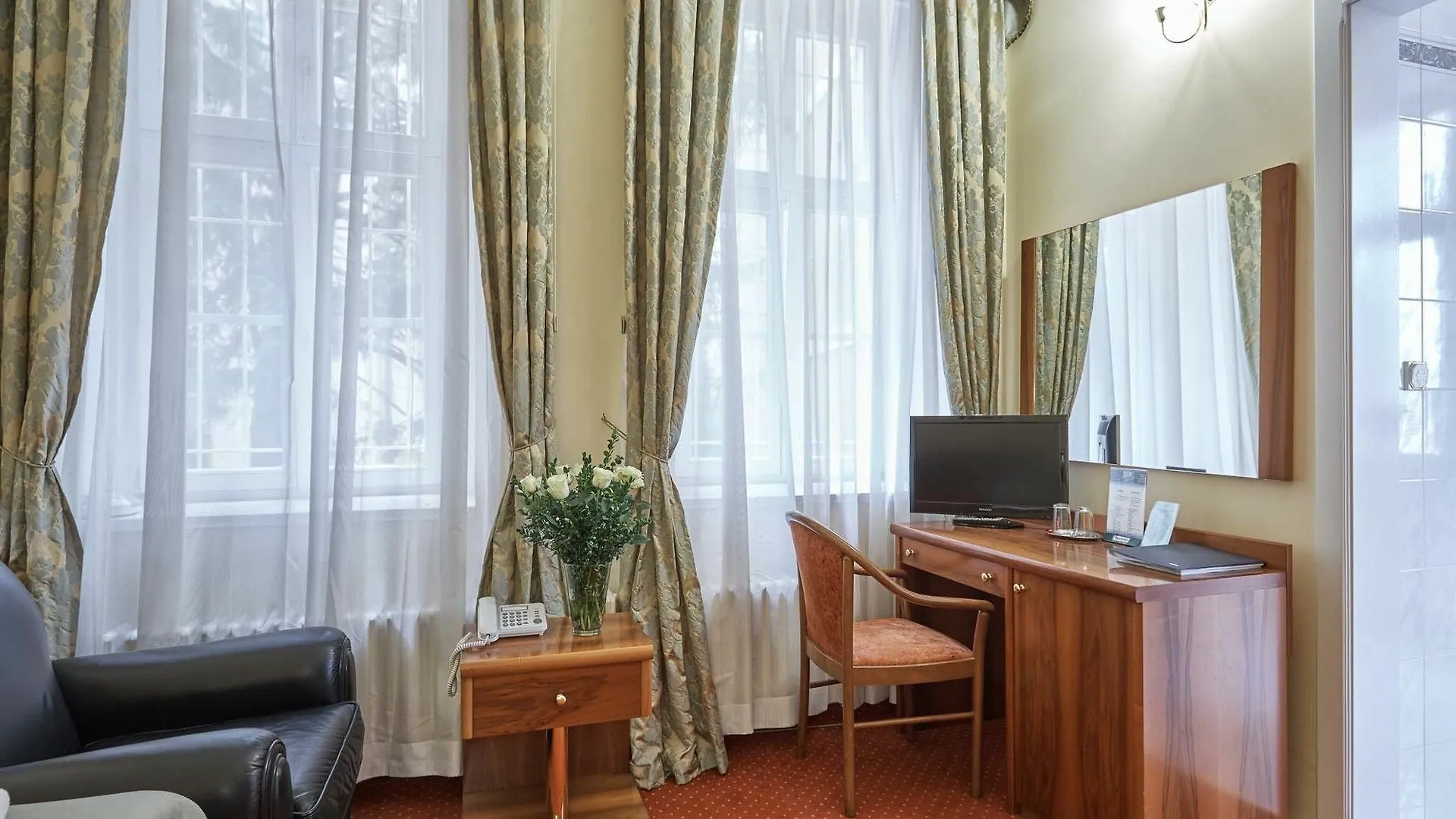 Hotel Sirius Karlovy Vary 4*,  Czech Republic