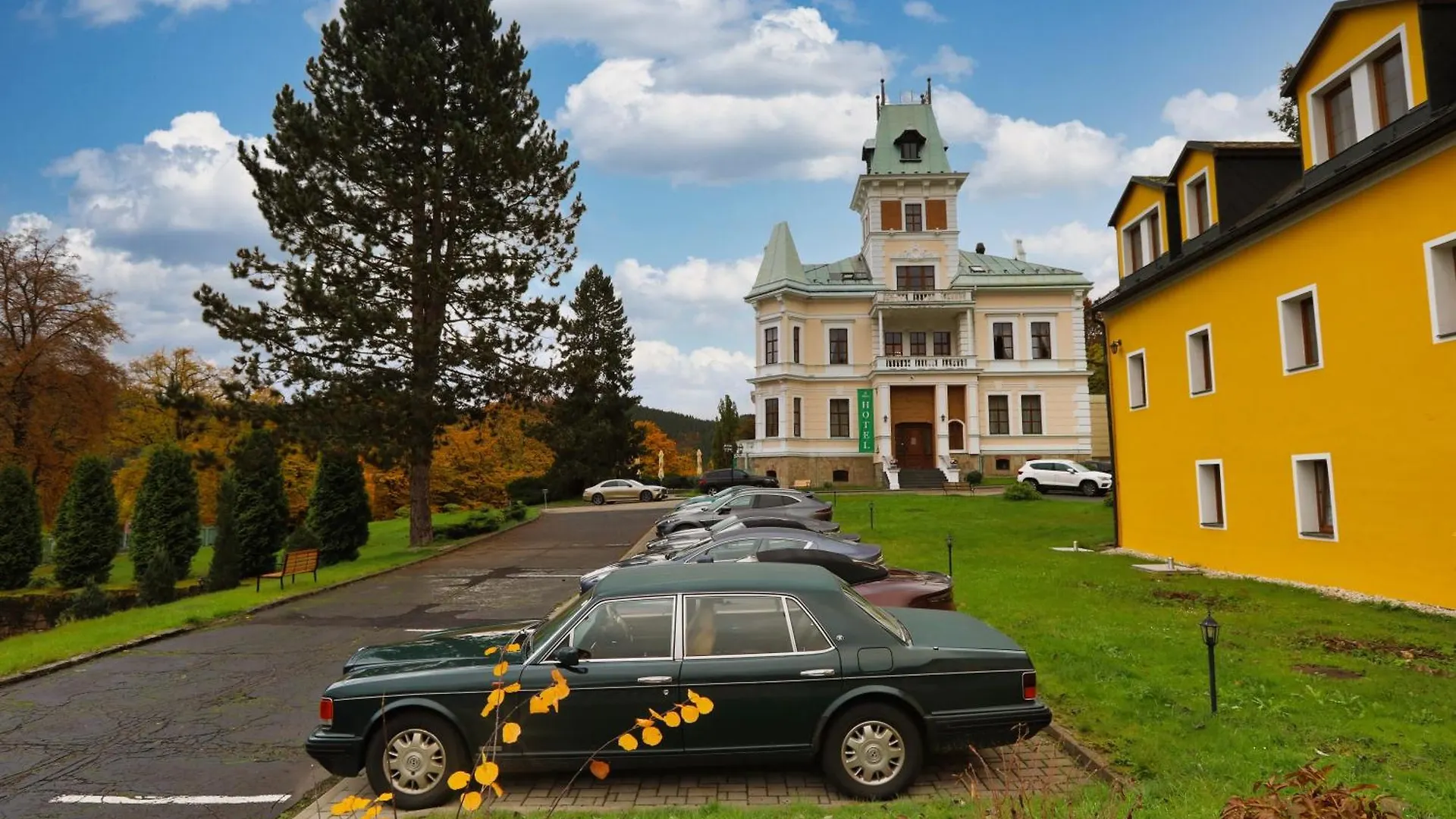 ***  Hotel U Zamecku Cihelny Karlsbad Tschechische Republik