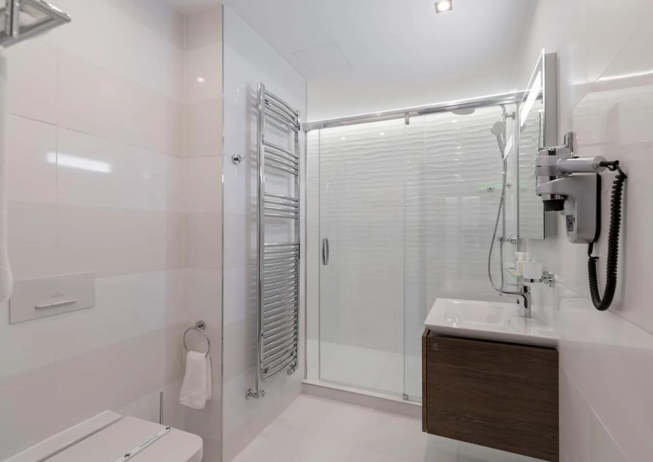 Hotel Ulrika Karlovy Vary 4*,  Czech Republic