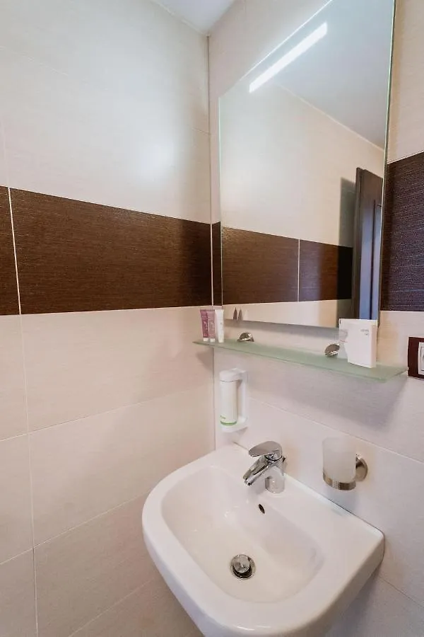 Hotel Hubertus Karlovy Vary 3*,