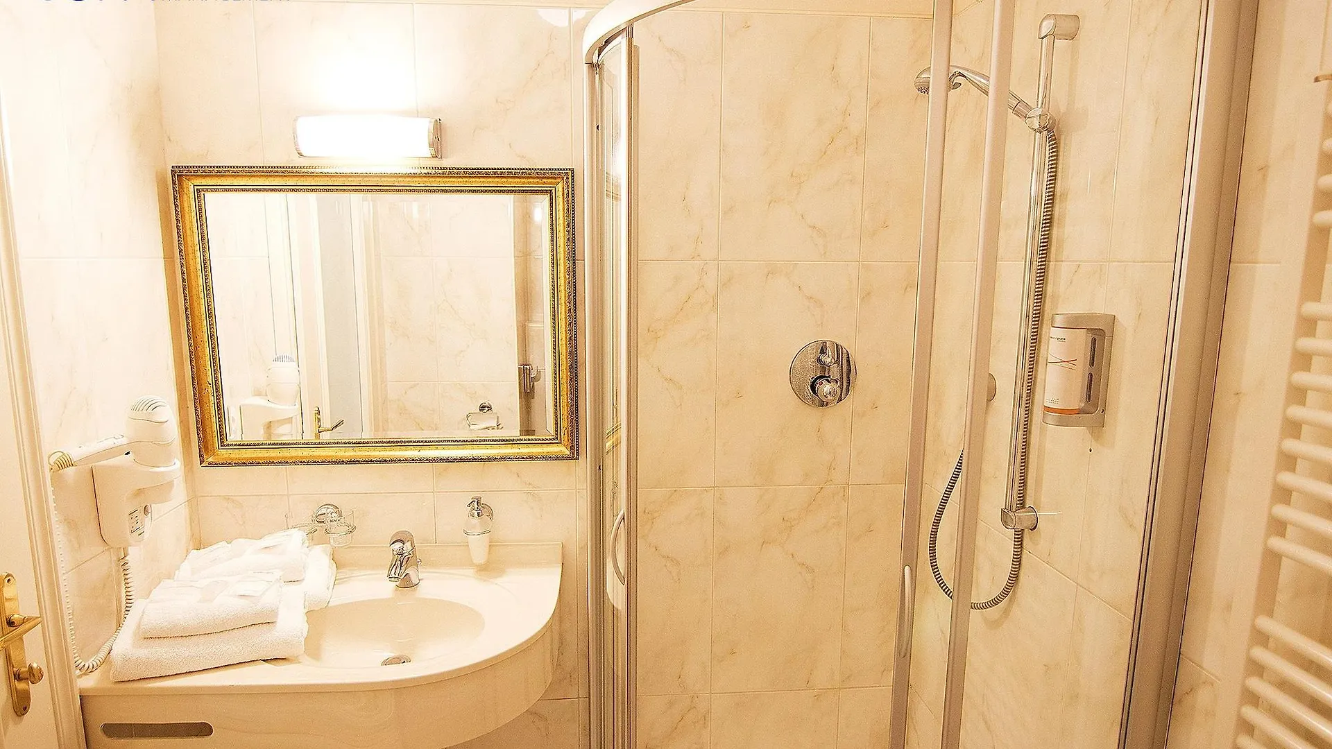 Humboldt Park Hotel & Spa Карловы Вары