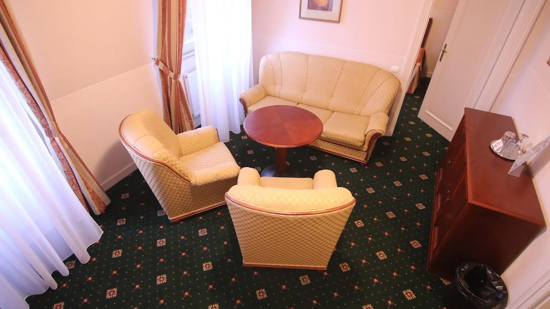 ****  Humboldt Park Hotel & Spa Карловы Вары Чехия