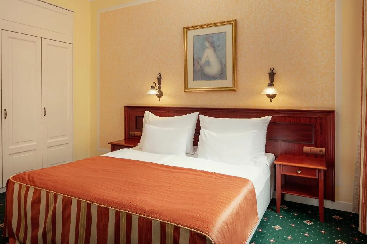 Humboldt Park Hotel & Spa Карловы Вары
