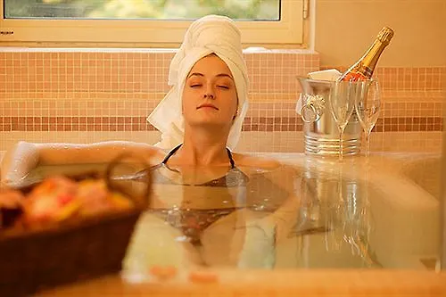 Humboldt Park Hotel & Spa Карловы Вары