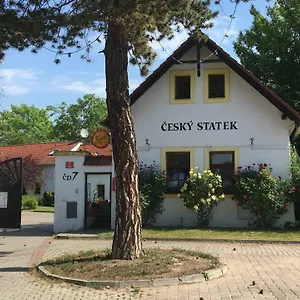 cesky-statek.praguehotelsweb.com/