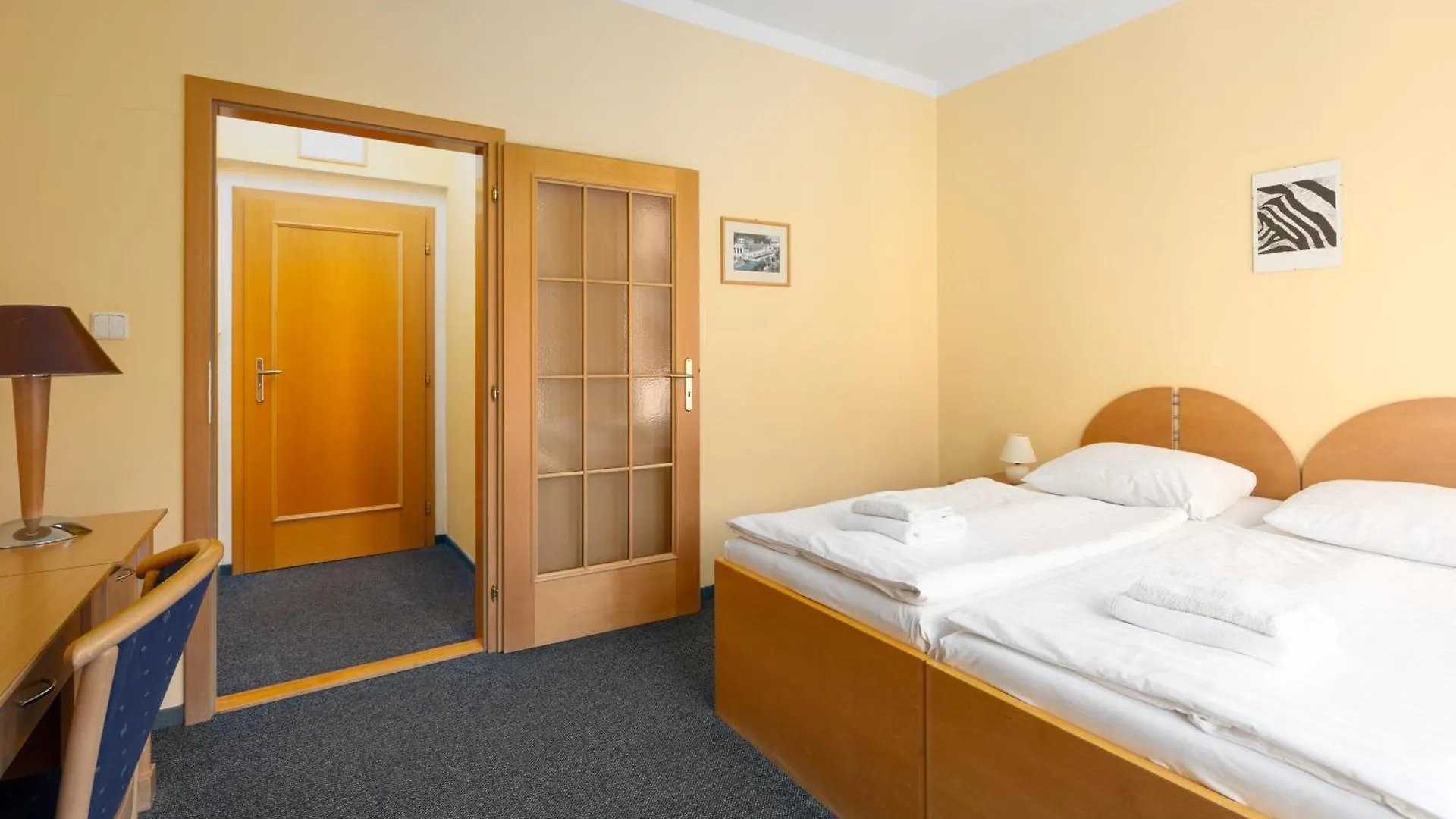 ****  Wellness Hotel Jean De Carro Karlovy Vary Czech Republic
