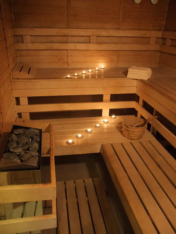 Wellness Hotel Jean De Carro Karlovy Vary 4*,