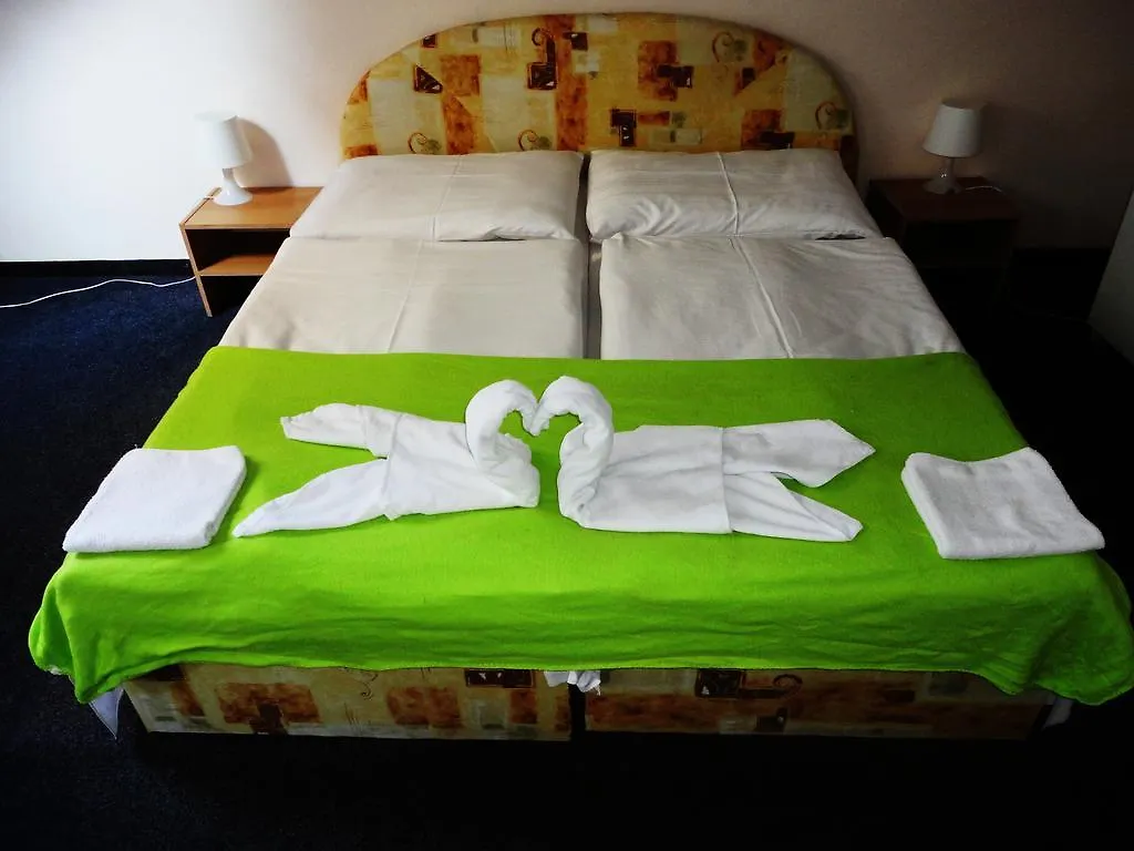 Hotel Jizera 3*, Karlsbad