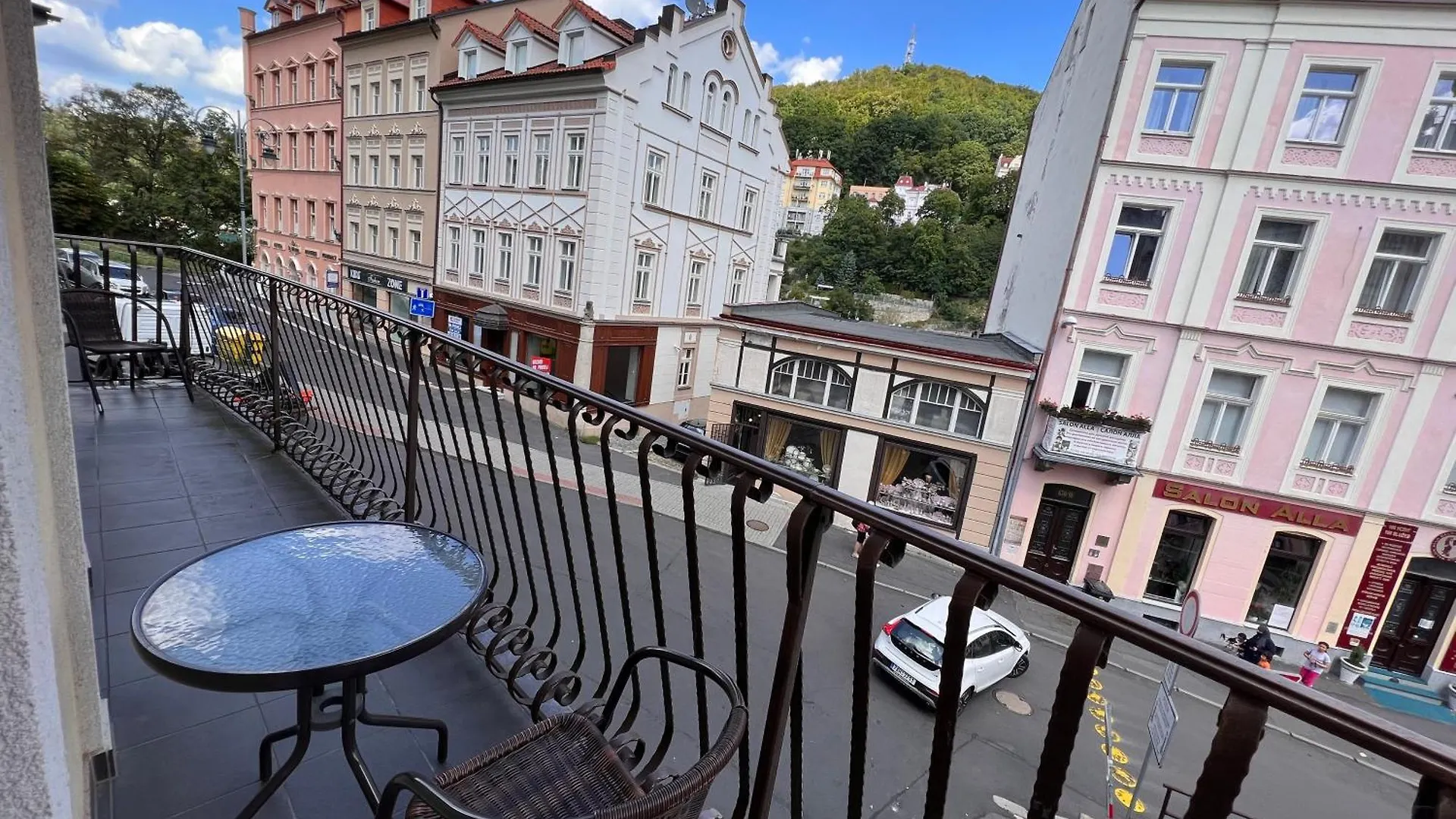 Ferienwohnung Jurincom Apartmens Zamecky Vrch Karlovy Vary Tschechische Republik