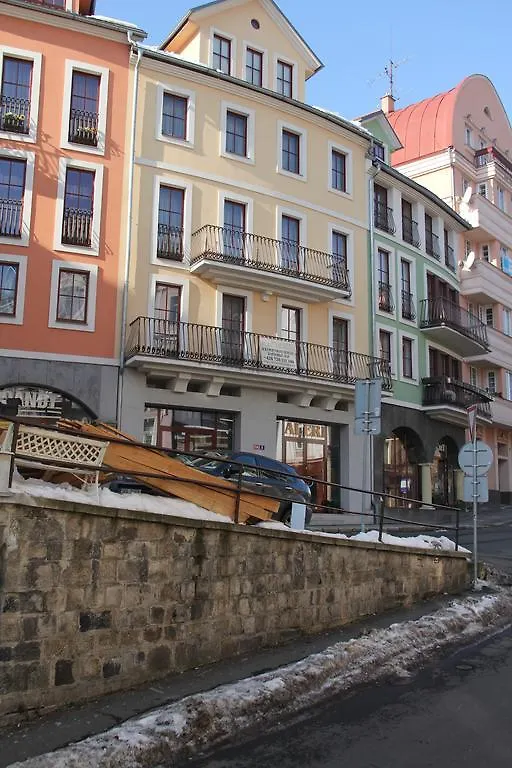 Ferienwohnung Jurincom Apartmens Zamecky Vrch Karlovy Vary 0*,  Tschechische Republik