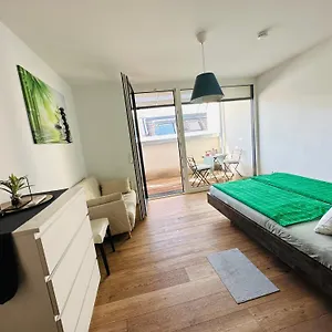https://double-floor-loft.vienna-besthotels.com