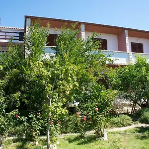 https://apartments-slavica-rab-island.primorje-gorskikotar.com