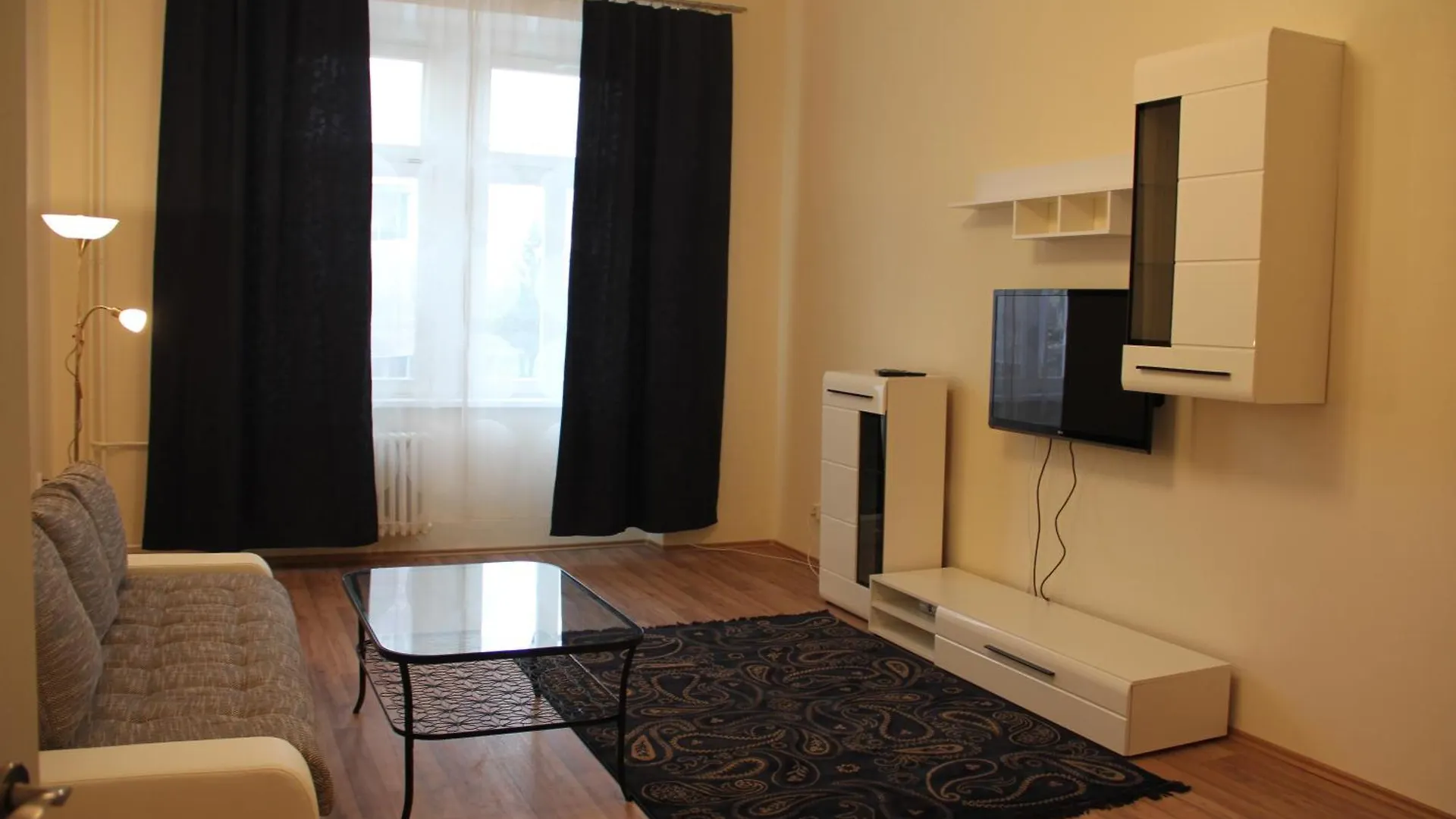 Jurincom Apartments Karlsbad