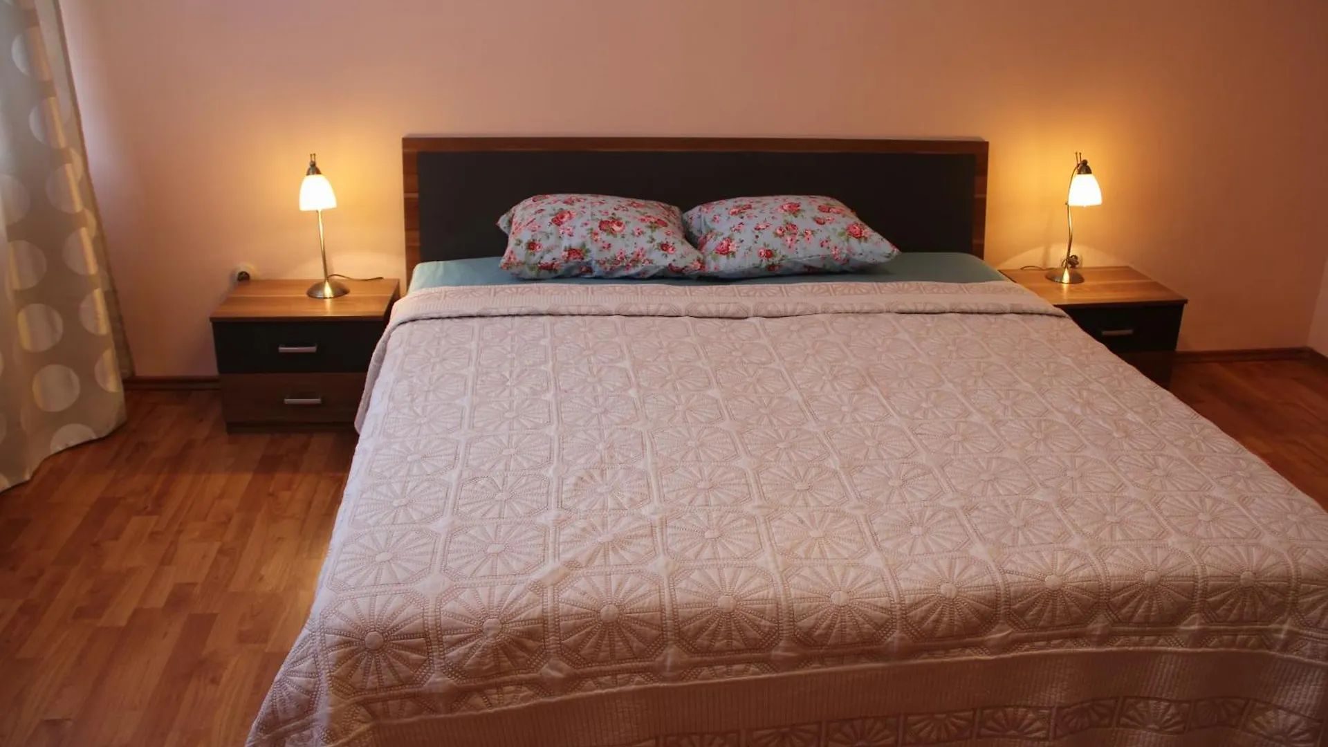 Jurincom Apartments Karlovy Vary