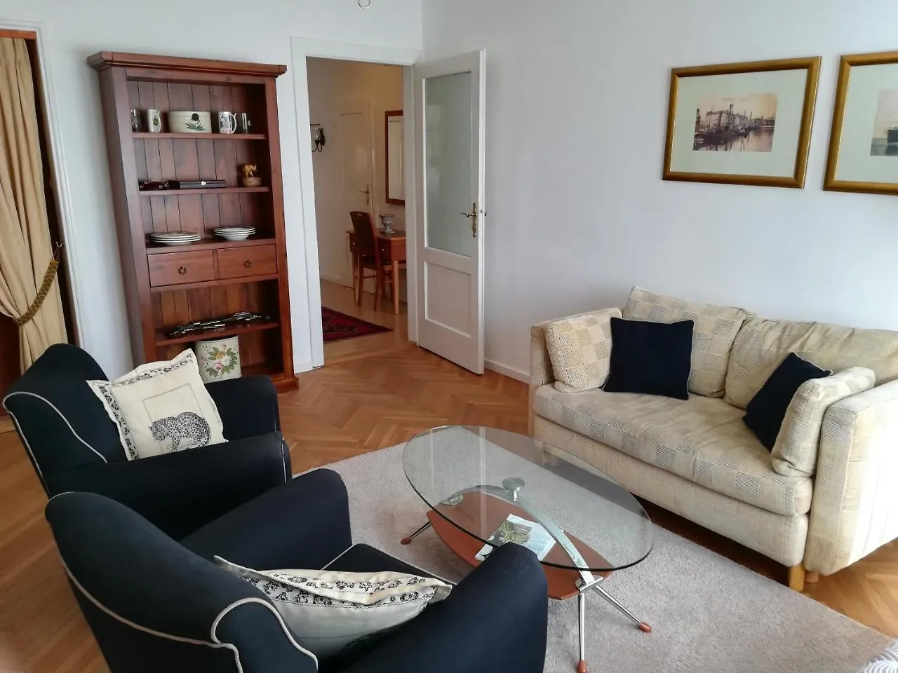 Halada House Apartments 0*, Karlovy Vary