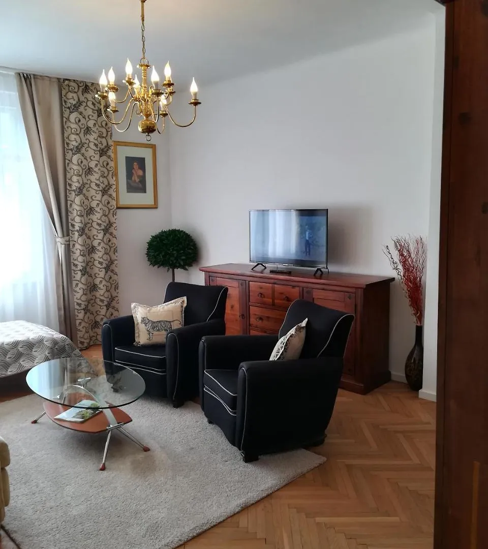 Halada House Apartments  Karlovy Vary