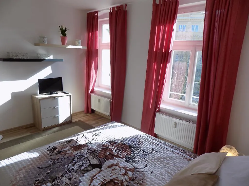 Karlsbad Apartments 0*, Карловы Вары