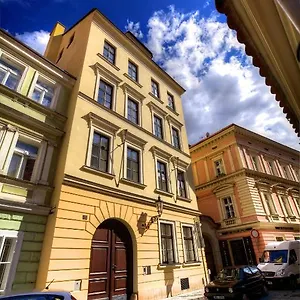 https://retezova-apartments.praguehotelsweb.com