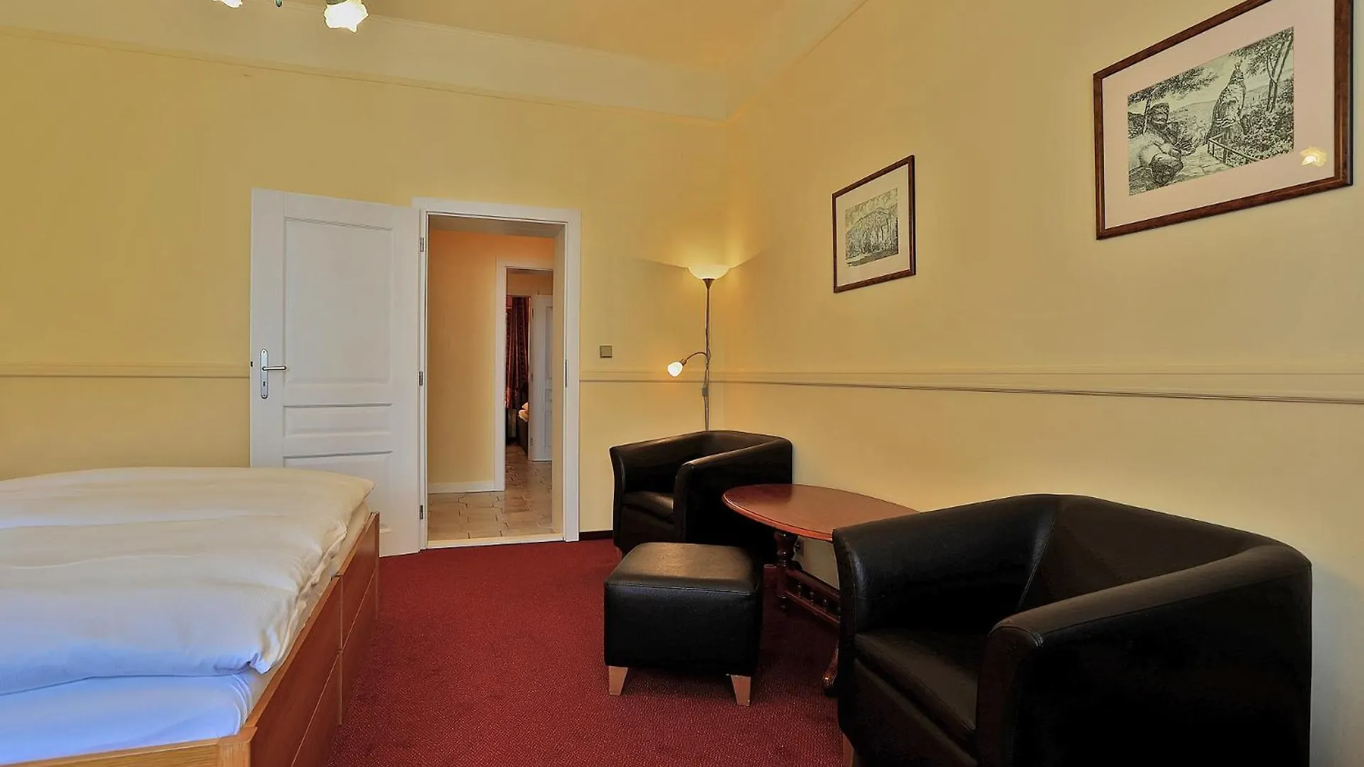 Hotel Kavalir Karlovy Vary 3*,