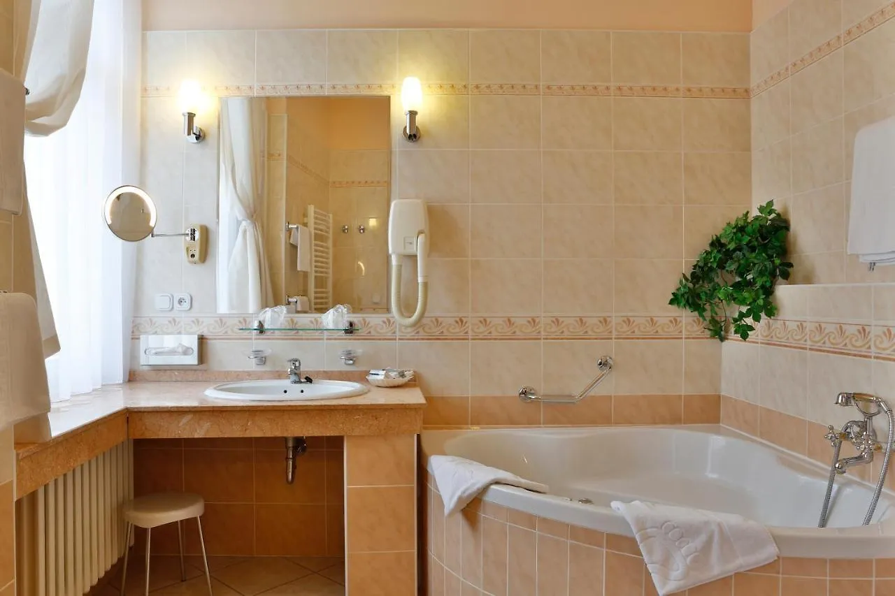 Hotel Kolonada Karlovy Vary