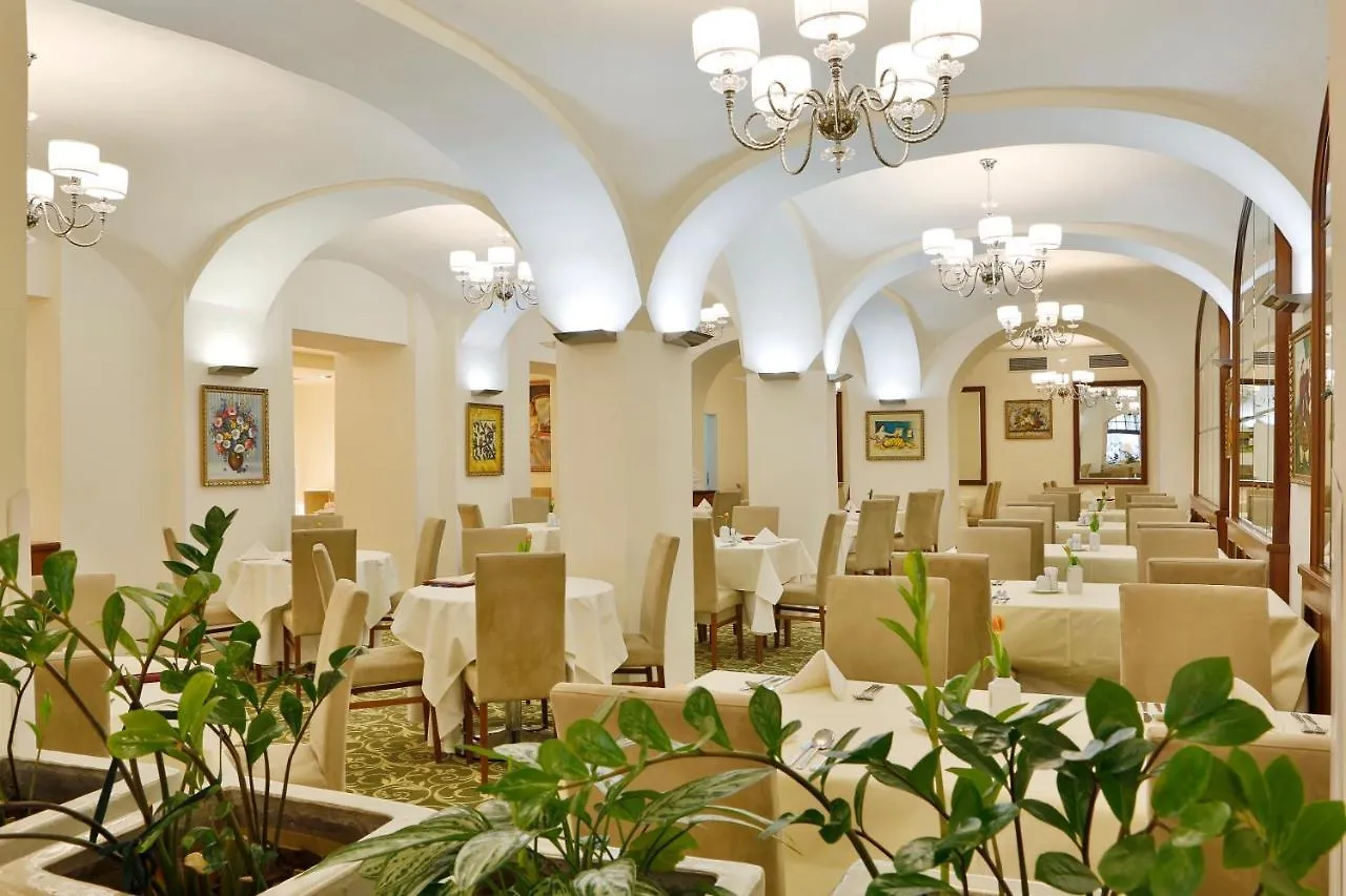 Hotel Kolonada Karlovy Vary